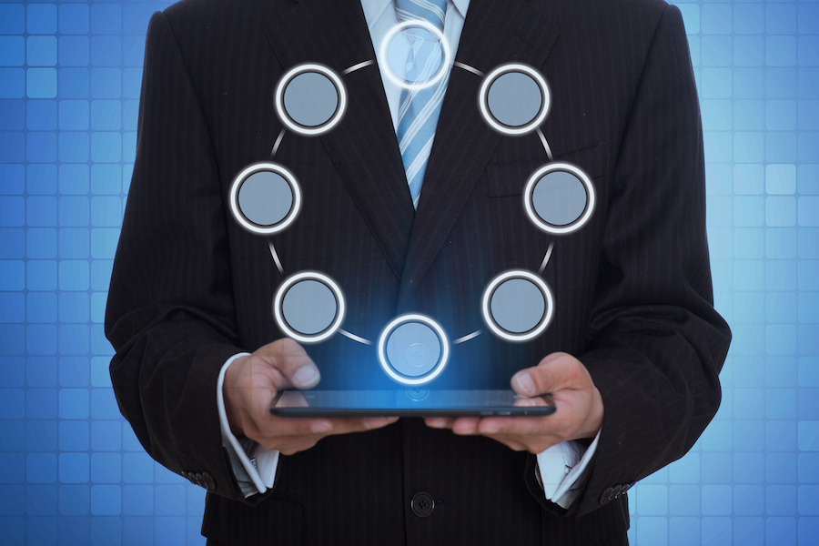 Technology in sourcing: shine for your achievements